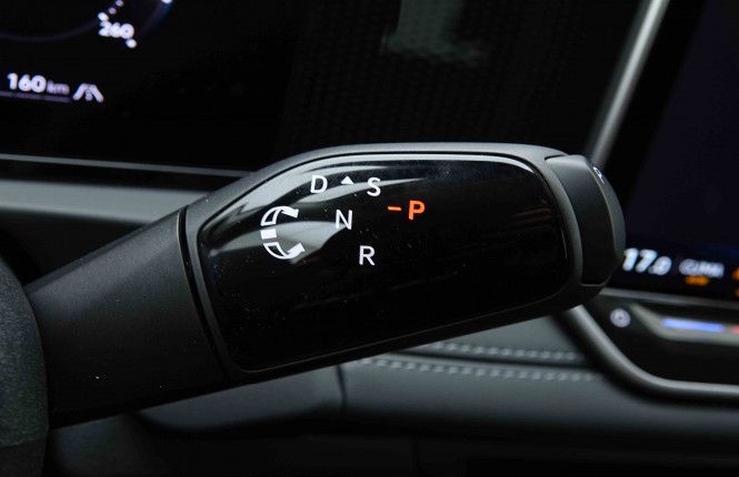 VOLKSWAGEN_VOLKSWAGEN_TIGUAN_2654017_18.jpg