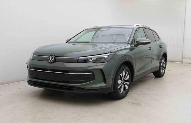 VOLKSWAGEN_VOLKSWAGEN_TIGUAN_2654017_26.jpg