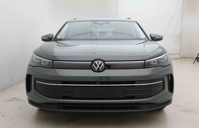 VOLKSWAGEN_VOLKSWAGEN_TIGUAN_2654017_27.jpg