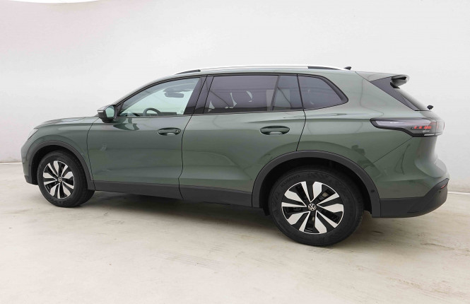 VOLKSWAGEN_VOLKSWAGEN_TIGUAN_2654017_28.jpg