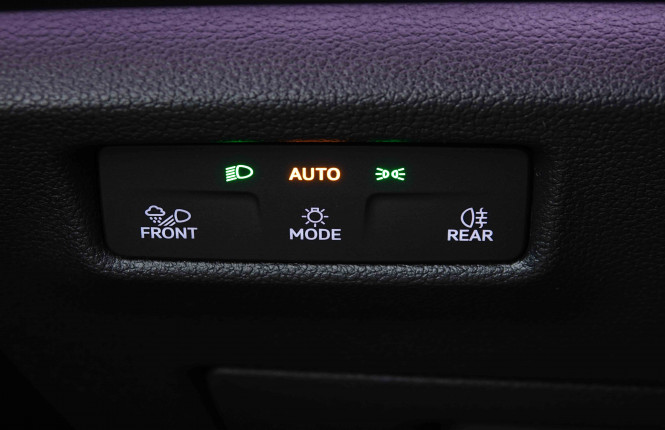 VOLKSWAGEN_VOLKSWAGEN_TIGUAN_2654136_21.jpg