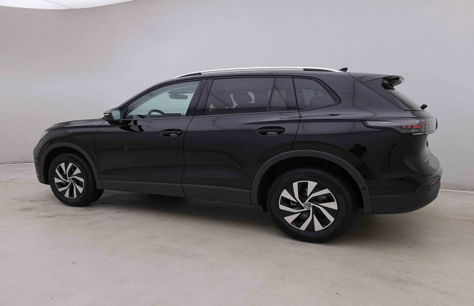 VOLKSWAGEN_VOLKSWAGEN_TIGUAN_2654136_28.jpg