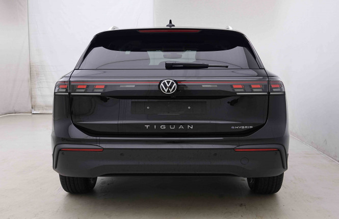VOLKSWAGEN_VOLKSWAGEN_TIGUAN_2654136_30.jpg
