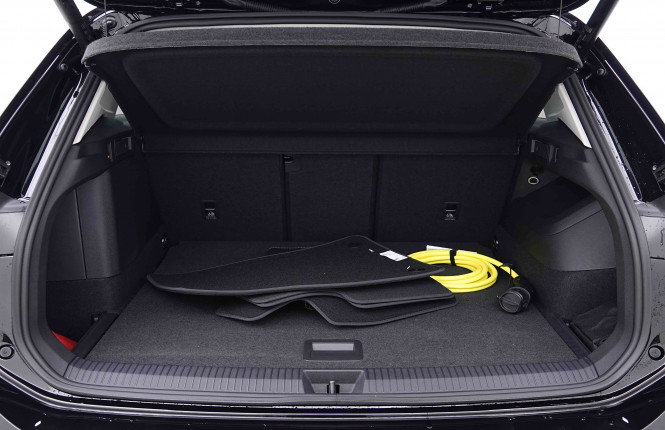 VOLKSWAGEN_VOLKSWAGEN_TIGUAN_2654136_5.jpg