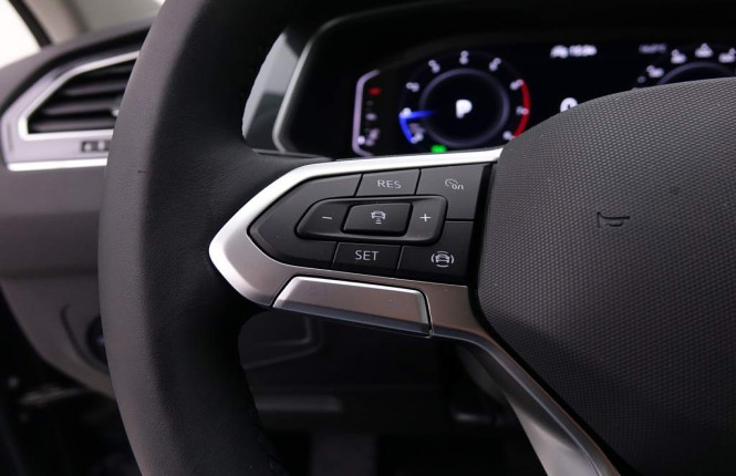 VOLKSWAGEN_VOLKSWAGEN_TIGUAN_2654292_16.jpg VOLKSWAGEN_VOLKSWAGEN_TIGUAN_2654292_16.jpg