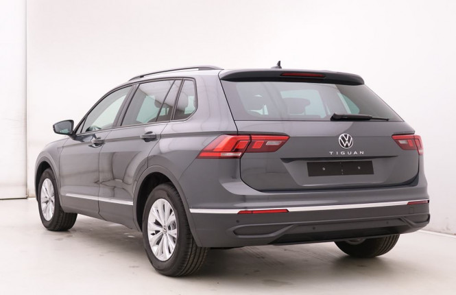 VOLKSWAGEN_VOLKSWAGEN_TIGUAN_2654292_80.jpg VOLKSWAGEN_VOLKSWAGEN_TIGUAN_2654292_80.jpg