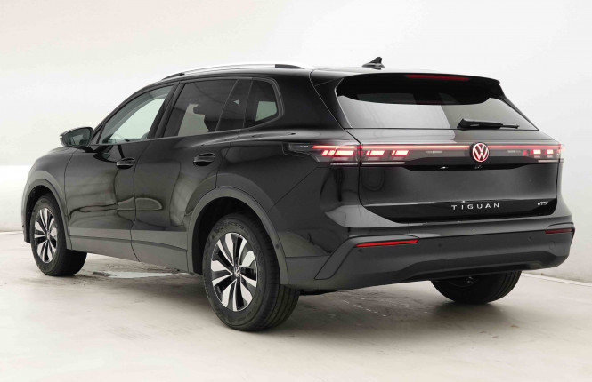 VOLKSWAGEN_VOLKSWAGEN_TIGUAN_2654328_27.jpg