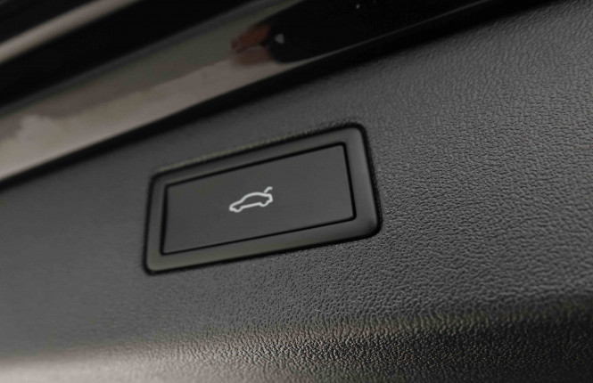 VOLKSWAGEN_VOLKSWAGEN_TIGUAN_2654328_6.jpg