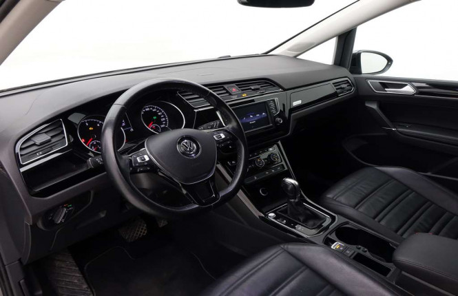 VOLKSWAGEN_VOLKSWAGEN_TOURAN_2236883_9.jpg