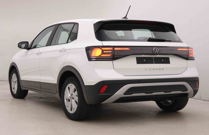VOLKSWAGEN_VOLKSWAGEN_T_CROSS_2549347_27.jpg