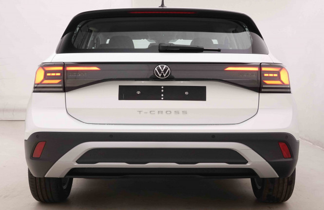 VOLKSWAGEN_VOLKSWAGEN_T_CROSS_2549347_28.jpg