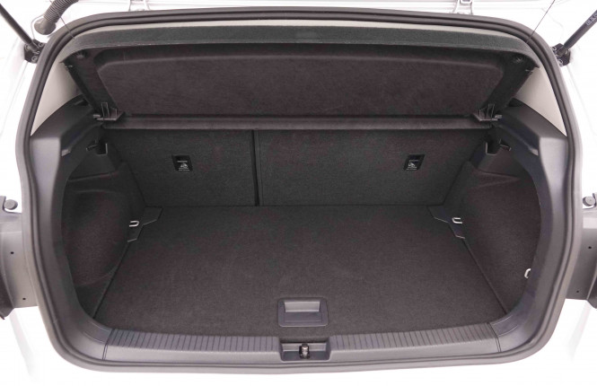 VOLKSWAGEN_VOLKSWAGEN_T_CROSS_2549633_5.jpg