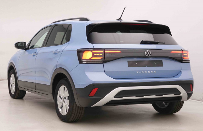 VOLKSWAGEN_VOLKSWAGEN_T_CROSS_2549665_27.jpg