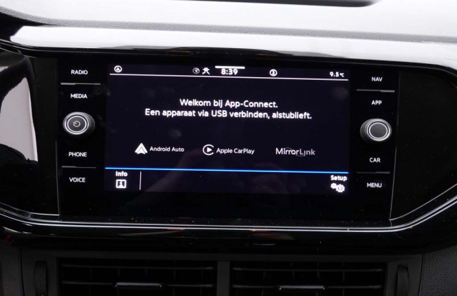 VOLKSWAGEN_VOLKSWAGEN_T_CROSS_2549701_11.jpg