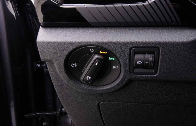 VOLKSWAGEN_VOLKSWAGEN_T_CROSS_2549701_8.jpg