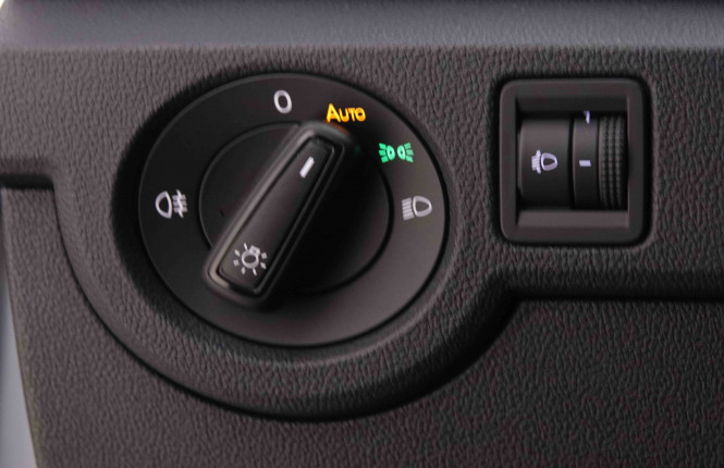 VOLKSWAGEN_VOLKSWAGEN_T_CROSS_2551102_8.jpg VOLKSWAGEN_VOLKSWAGEN_T_CROSS_2551102_8.jpg