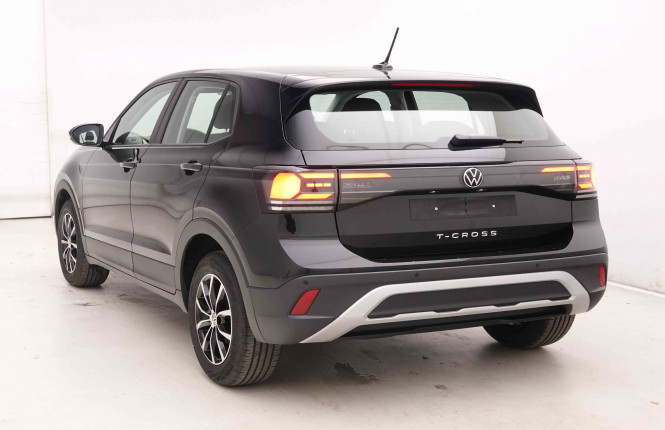 VOLKSWAGEN_VOLKSWAGEN_T_CROSS_2551144_22.jpg