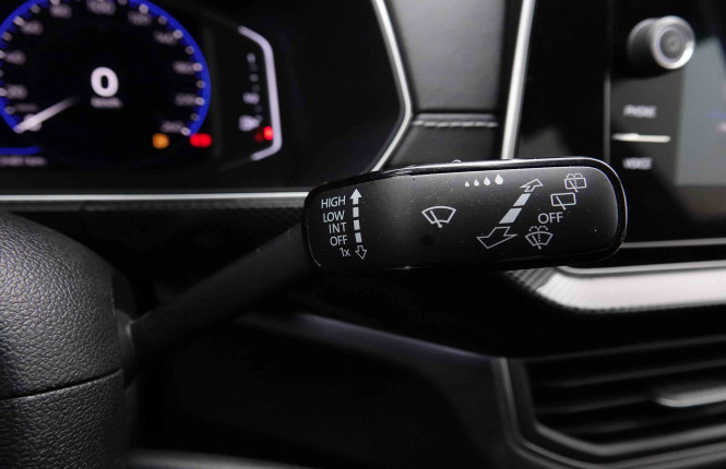 VOLKSWAGEN_VOLKSWAGEN_T_CROSS_2652365_15.jpg VOLKSWAGEN_VOLKSWAGEN_T_CROSS_2652365_15.jpg