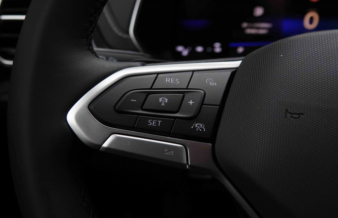 VOLKSWAGEN_VOLKSWAGEN_T_CROSS_2653180_17.jpg VOLKSWAGEN_VOLKSWAGEN_T_CROSS_2653180_17.jpg