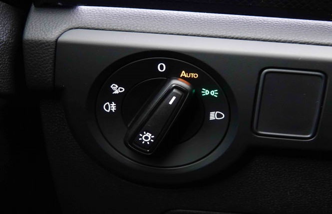 VOLKSWAGEN_VOLKSWAGEN_T_CROSS_2653180_19.jpg VOLKSWAGEN_VOLKSWAGEN_T_CROSS_2653180_19.jpg