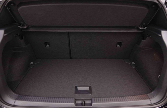 VOLKSWAGEN_VOLKSWAGEN_T_CROSS_2653181_5.jpg VOLKSWAGEN_VOLKSWAGEN_T_CROSS_2653181_5.jpg