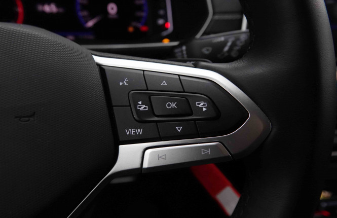 VOLKSWAGEN_VOLKSWAGEN_T_CROSS_2653242_67.jpg