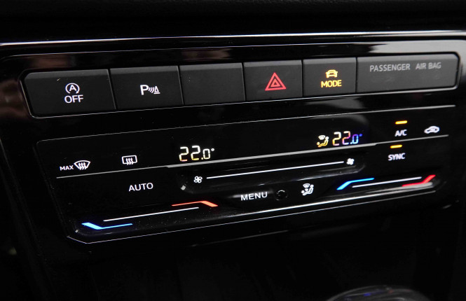 VOLKSWAGEN_VOLKSWAGEN_T_CROSS_2653243_87.jpg