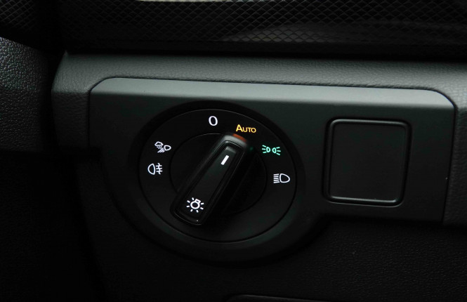 VOLKSWAGEN_VOLKSWAGEN_T_CROSS_2653623_18.jpg