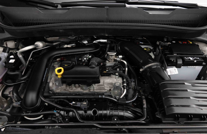 VOLKSWAGEN_VOLKSWAGEN_T_CROSS_2653623_21.jpg