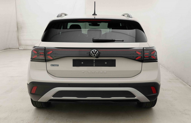 VOLKSWAGEN_VOLKSWAGEN_T_CROSS_2653623_27.jpg