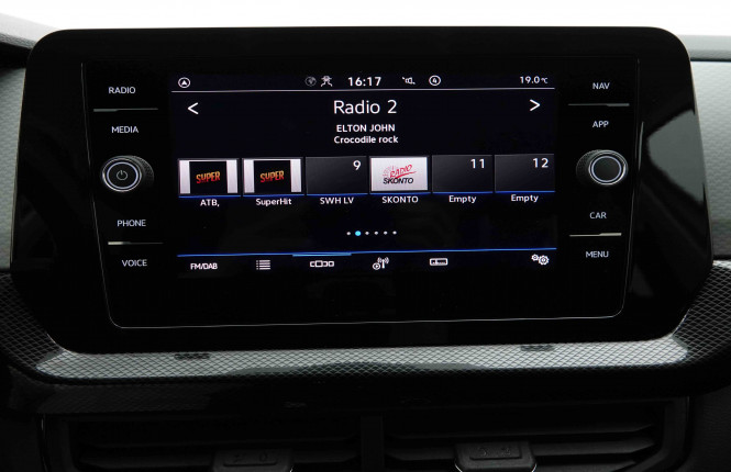 VOLKSWAGEN_VOLKSWAGEN_T_CROSS_2653623_9.jpg