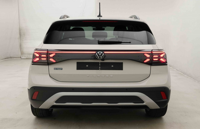 VOLKSWAGEN_VOLKSWAGEN_T_CROSS_2653625_27.jpg