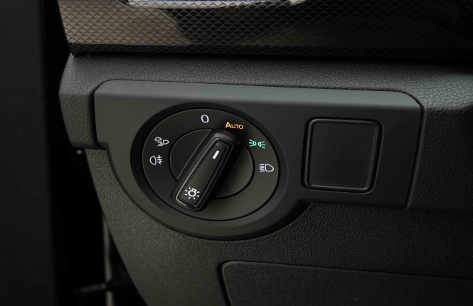 VOLKSWAGEN_VOLKSWAGEN_T_CROSS_2653632_18.jpg