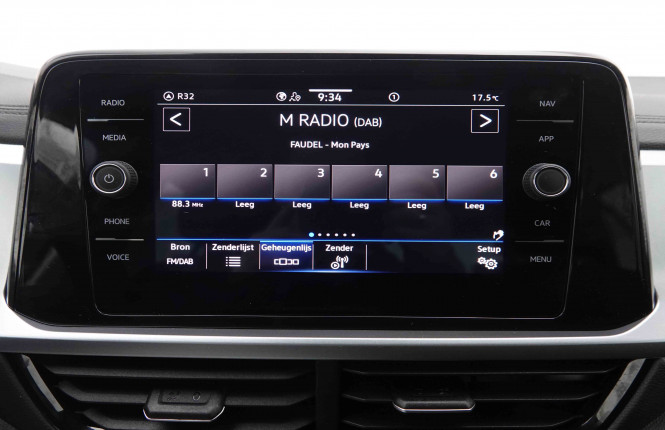VOLKSWAGEN_VOLKSWAGEN_T_ROC_2550489_11.jpg