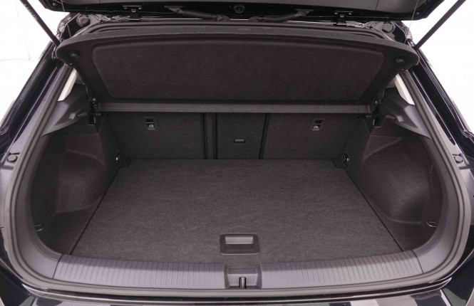 VOLKSWAGEN_VOLKSWAGEN_T_ROC_2550489_5.jpg