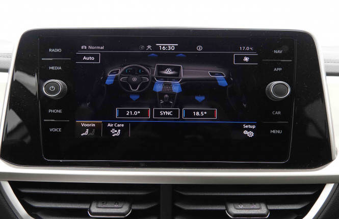 VOLKSWAGEN_VOLKSWAGEN_T_ROC_2550492_13.jpg
