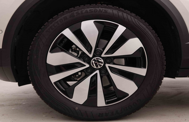 VOLKSWAGEN_VOLKSWAGEN_T_ROC_2550492_23.jpg