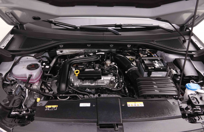 VOLKSWAGEN_VOLKSWAGEN_T_ROC_2550492_24.jpg
