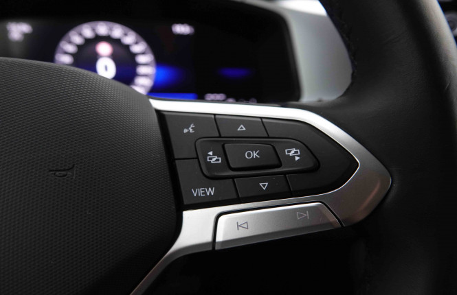VOLKSWAGEN_VOLKSWAGEN_T_ROC_2550530_20.jpg