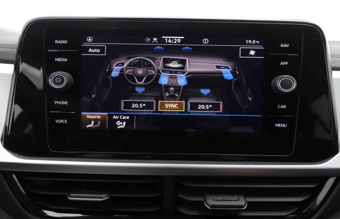 VOLKSWAGEN_VOLKSWAGEN_T_ROC_2550531_12.jpg