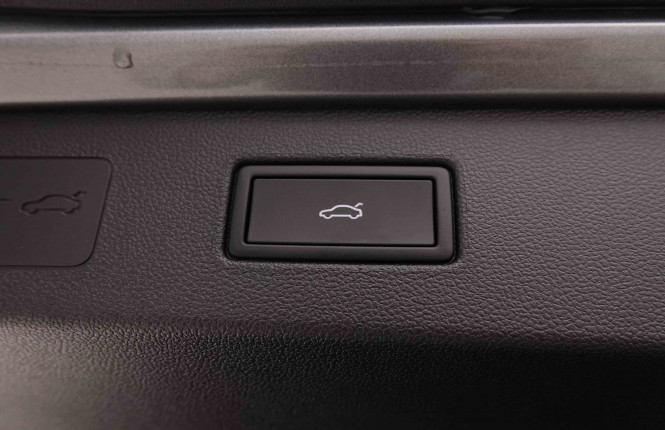 VOLKSWAGEN_VOLKSWAGEN_T_ROC_2652222_6.jpg VOLKSWAGEN_VOLKSWAGEN_T_ROC_2652222_6.jpg