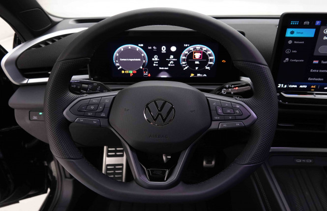 VOLKSWAGEN_VOLKSWAGEN_T_ROC_2652227_9.jpg VOLKSWAGEN_VOLKSWAGEN_T_ROC_2652227_9.jpg