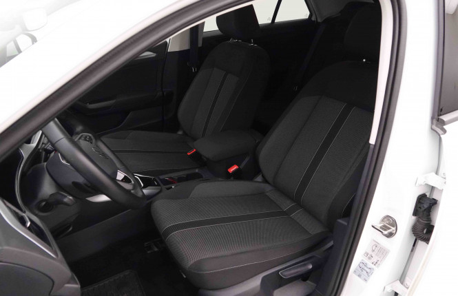 VOLKSWAGEN_VOLKSWAGEN_T_ROC_2652396_6.jpg VOLKSWAGEN_VOLKSWAGEN_T_ROC_2652396_6.jpg