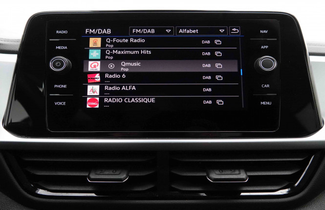 VOLKSWAGEN_VOLKSWAGEN_T_ROC_2652396_9.jpg VOLKSWAGEN_VOLKSWAGEN_T_ROC_2652396_9.jpg