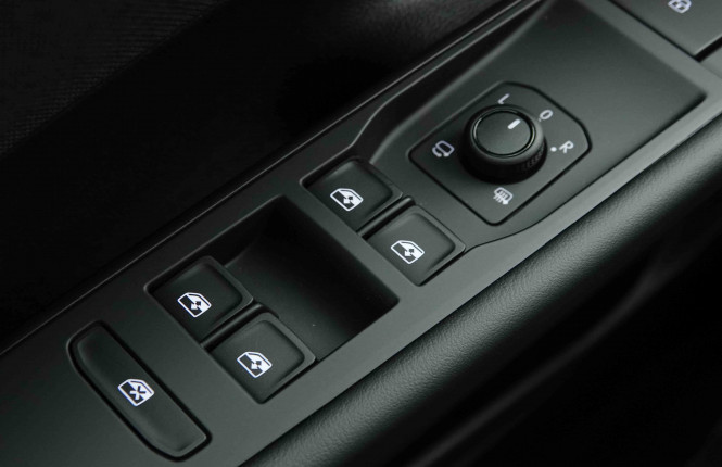 VOLKSWAGEN_VOLKSWAGEN_T_ROC_2653441_20.jpg VOLKSWAGEN_VOLKSWAGEN_T_ROC_2653441_20.jpg