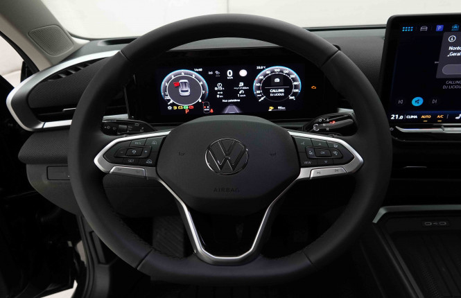 VOLKSWAGEN_VOLKSWAGEN_T_ROC_2653443_8.jpg VOLKSWAGEN_VOLKSWAGEN_T_ROC_2653443_8.jpg