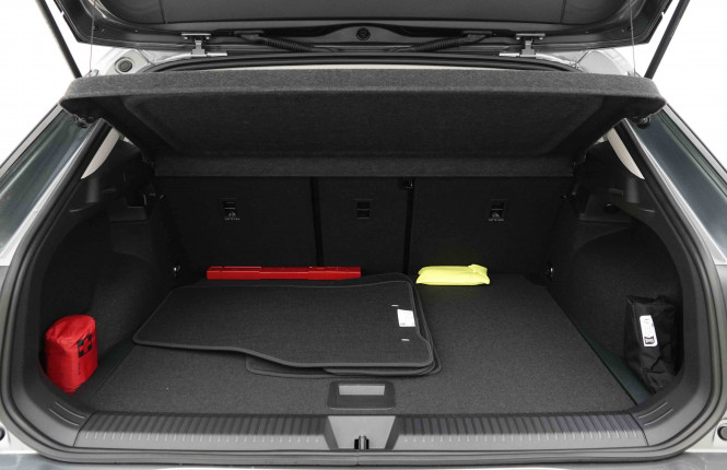 VOLKSWAGEN_VOLKSWAGEN_T_ROC_2653444_5.jpg VOLKSWAGEN_VOLKSWAGEN_T_ROC_2653444_5.jpg