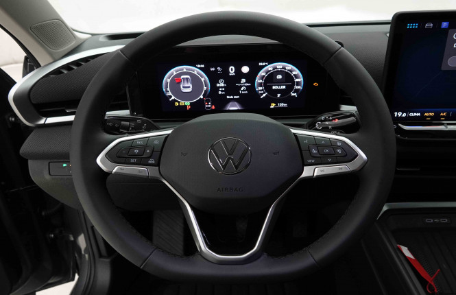 VOLKSWAGEN_VOLKSWAGEN_T_ROC_2653444_8.jpg VOLKSWAGEN_VOLKSWAGEN_T_ROC_2653444_8.jpg