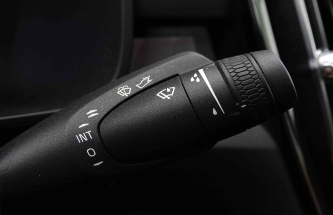 VOLVO_VOLVO_C40_2549591_20.jpg