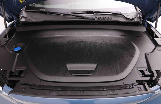 VOLVO_VOLVO_C40_2549915_25.jpg
